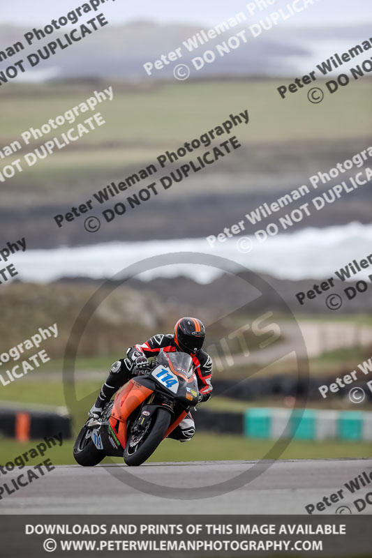 anglesey no limits trackday;anglesey photographs;anglesey trackday photographs;enduro digital images;event digital images;eventdigitalimages;no limits trackdays;peter wileman photography;racing digital images;trac mon;trackday digital images;trackday photos;ty croes